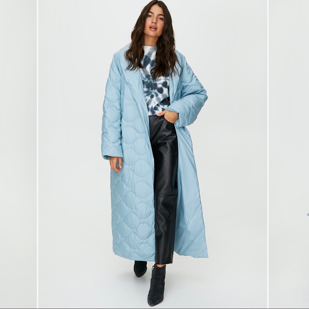 Aritzia Wilfred Free Whitewater Puffer Coat 🕊